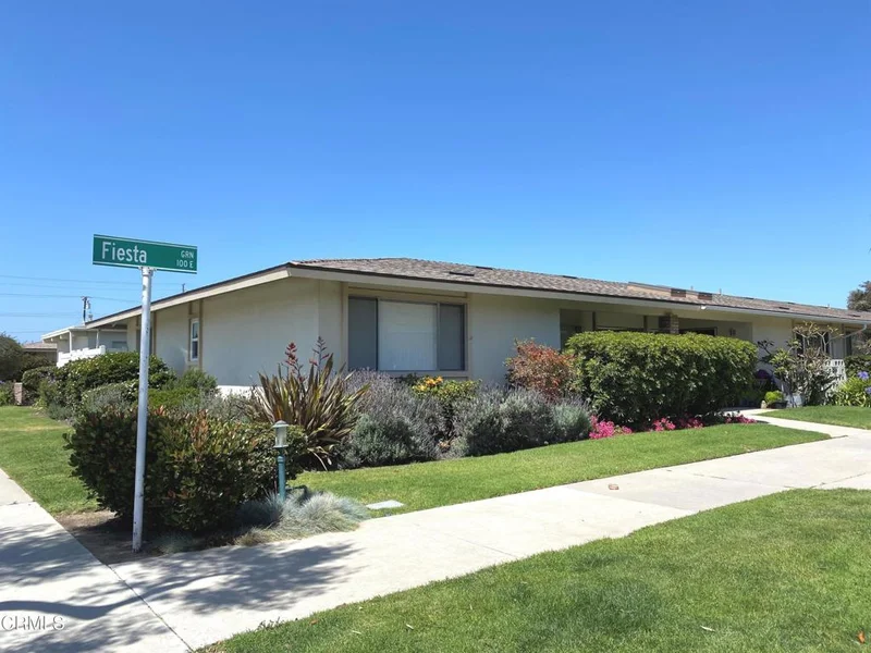 105 Fiesta, Port Hueneme, CA 93041
