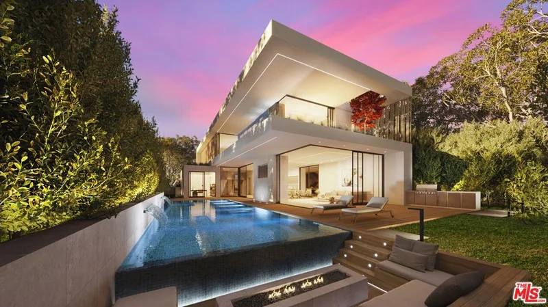 415 23rd, Santa Monica, CA 90402