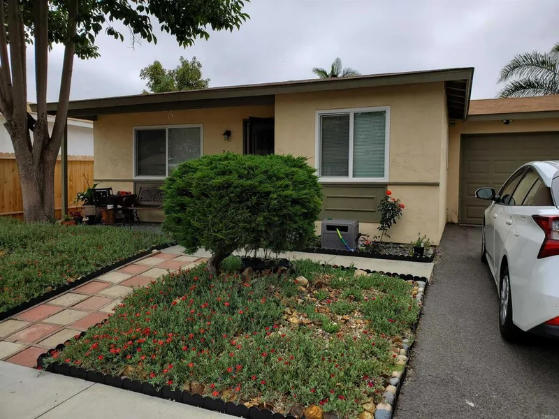 256 Avenida Marguarita, Oceanside, CA 92057