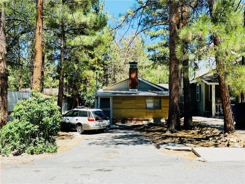 259 Victoria, Sugarloaf, CA 92386