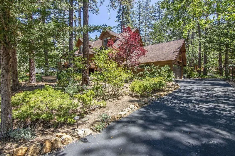 25456 Palomar, Idyllwild, CA 92549