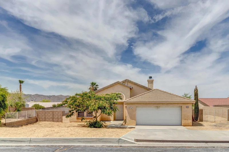 8510 Golden Meadow Dr., Yucca Valley, CA 92284