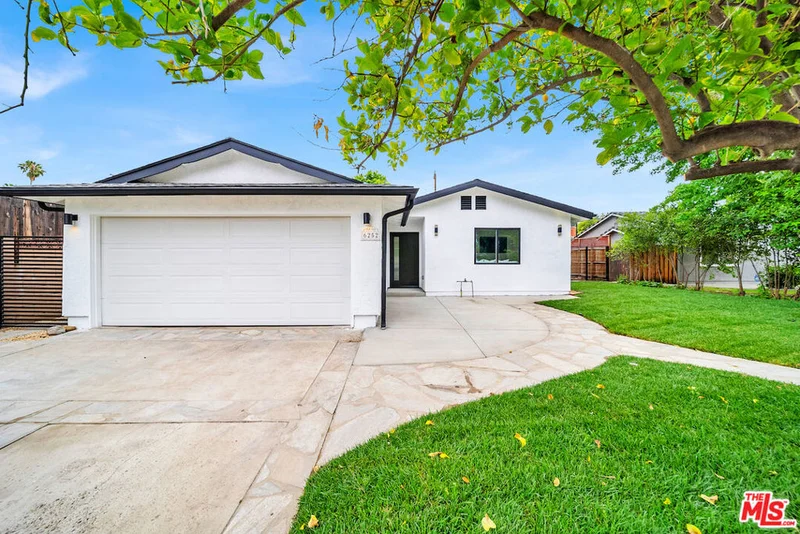 6252 Jackie, Woodland Hills, CA 91367