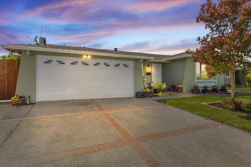 6215 Blossom, San Jose, CA 95123