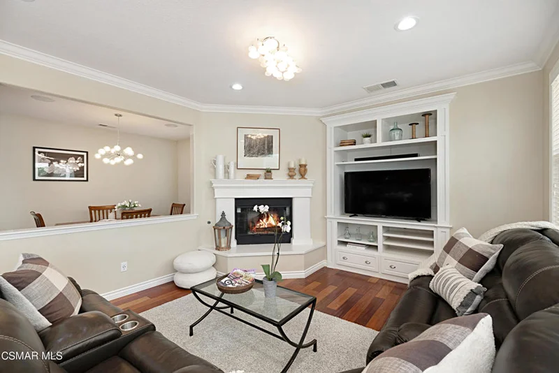 559 Clearwater Creek, Newbury Park, CA 91320