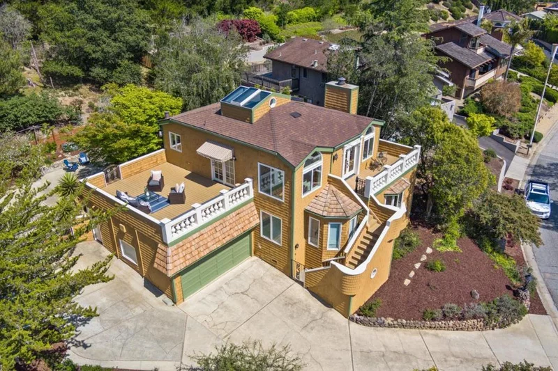 255 Thunderbird Drive, Aptos, CA 95003