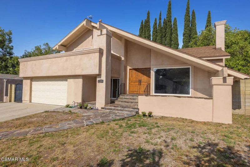 2711 Belbrook, Simi Valley, CA 93065
