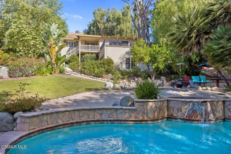 6155 Fairview, Agoura Hills, CA 91301