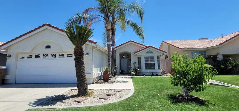 6201 Martinique, Bakersfield, CA 93313