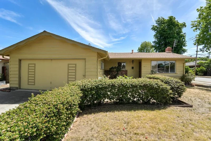 5090 Parkfield, San Jose, CA 95129