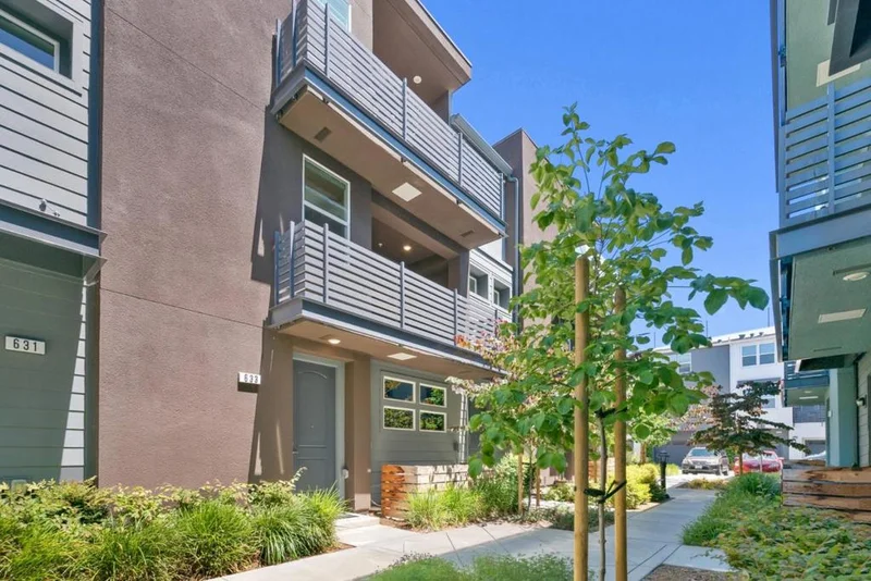 633 Clover Circle, Milpitas, CA 95035