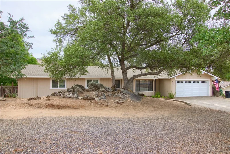 30185 Stetson Drive, Coarsegold, CA 93614