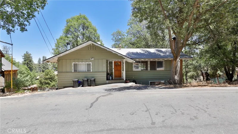 187 Weisshorn, Crestline, CA 92325