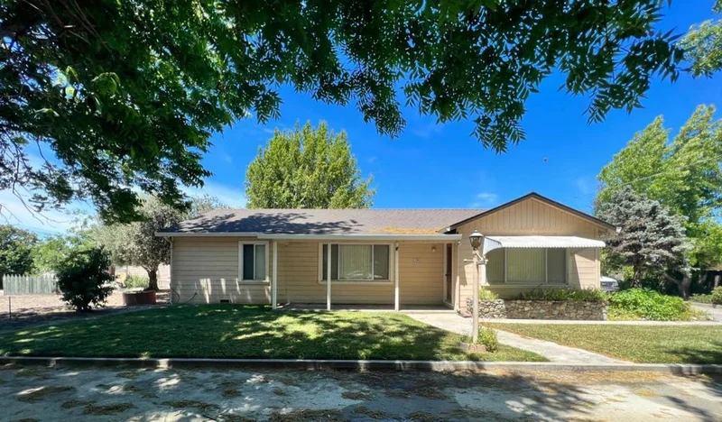 790 Shore Road, Hollister, CA 95023