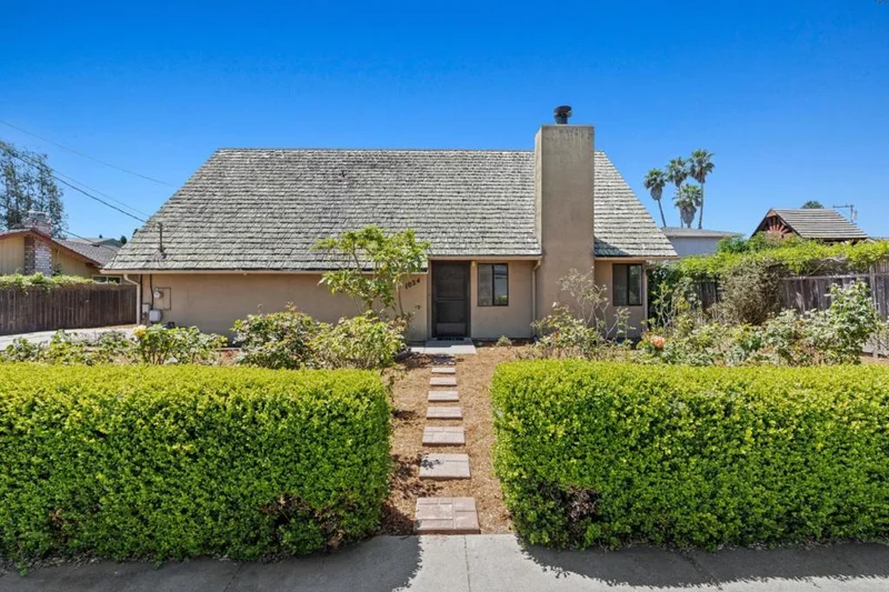 1024 Webster Street, Santa Cruz, CA 95062