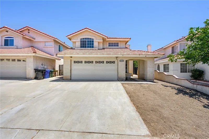 11757 Malagon, Fontana, CA 92337