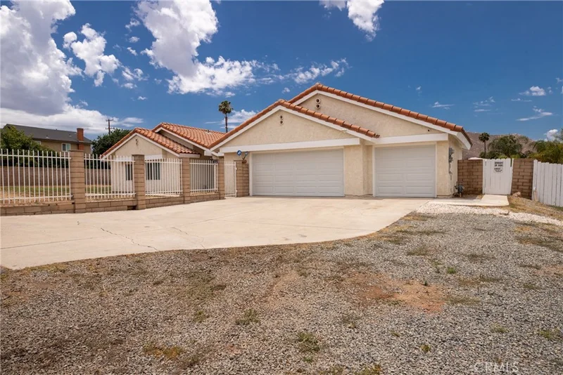2540 Villa Franca, Riverside, CA 92503