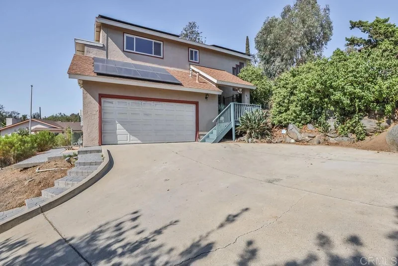 8465 Vista Del Cajon, Lakeside, CA 92040