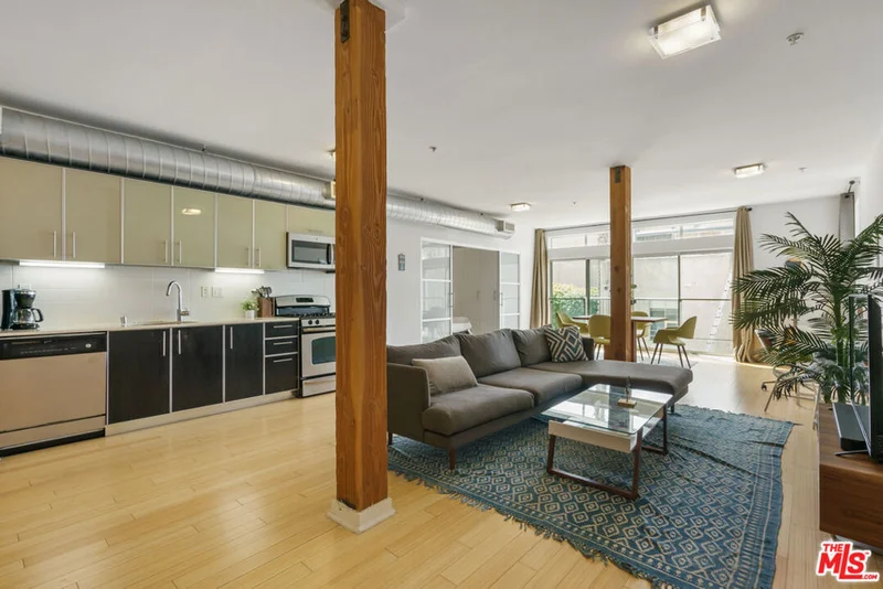 4215 Glencoe #206, Marina Del Rey, CA 90292