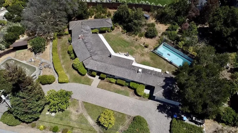 630 Nandell, Los Altos, CA 94024
