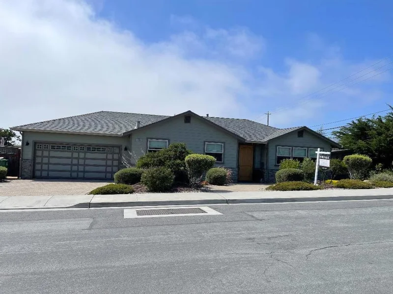 456 Grand, Half Moon Bay, CA 94019
