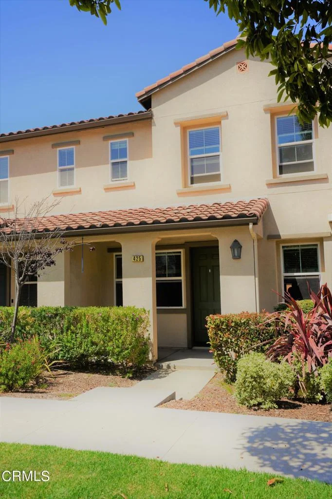 425 Green River Street, Oxnard, CA 93036