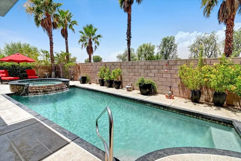 551 Skylar, Palm Springs, CA 92262