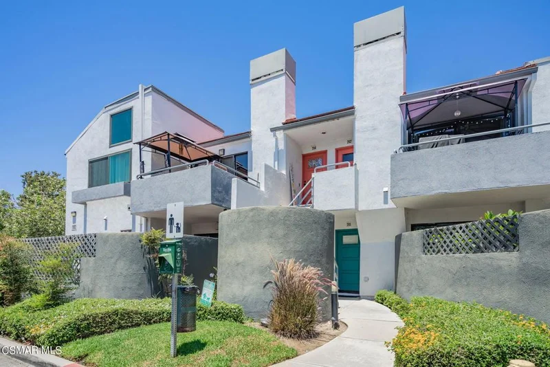 1182 Tivoli, Simi Valley, CA 93065