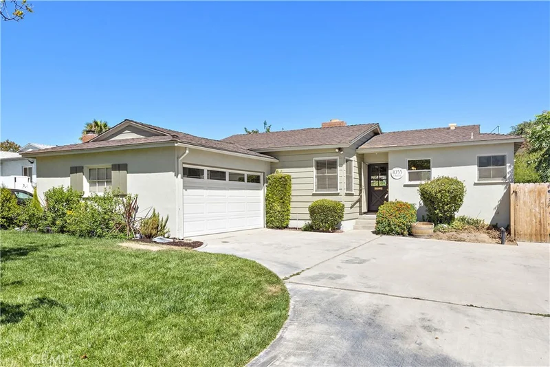 1033 Francis, Corona, CA 92879