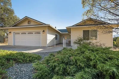 18785 Oak Grove