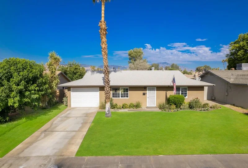 43445 Illinois Avenue, Palm Desert, CA 92211
