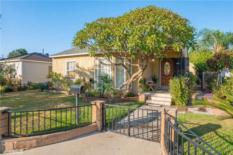 10216 Richlee, South Gate, CA 90280