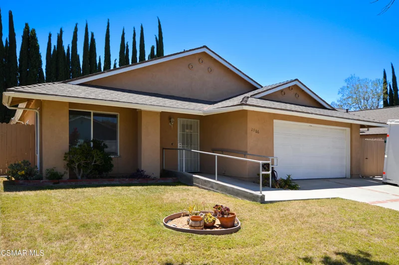 2586 Woodrow, Simi Valley, CA 93065