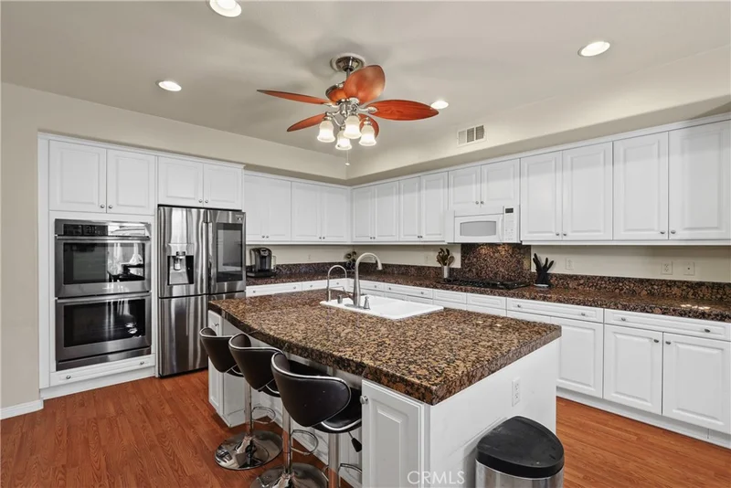 29683 Serenity Lane, Murrieta, CA 92563