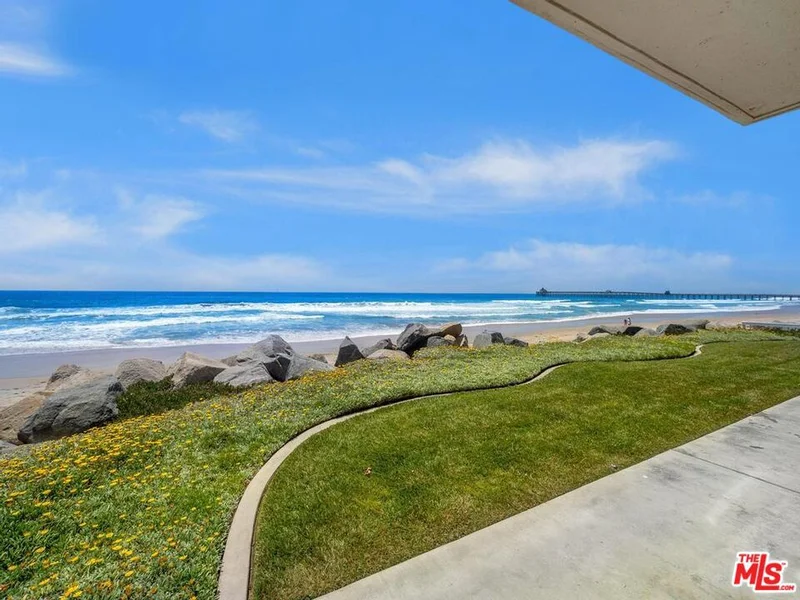 1230 Seacoast #4, Imperial Beach, CA 91932