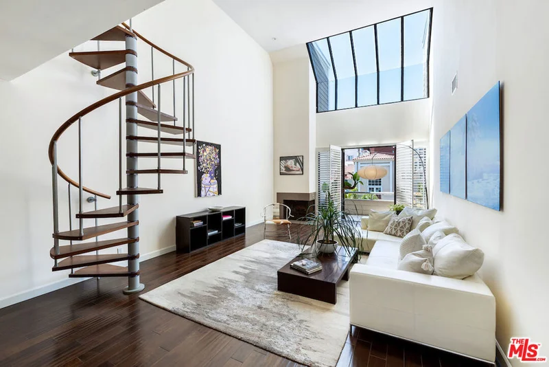 11808 Dorothy #301, Los Angeles, CA 90049