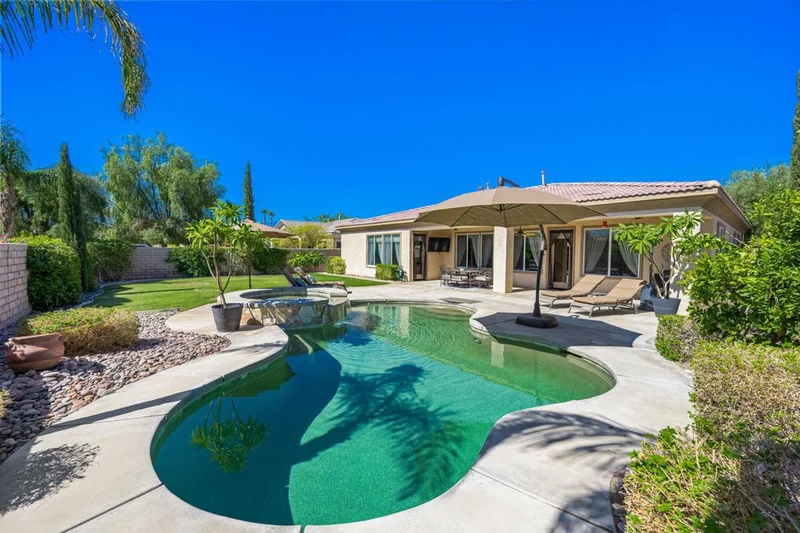 124 Felice, Palm Desert, CA 92211