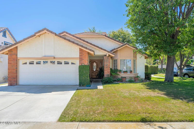 412 Silver Moss, Simi Valley, CA 93065