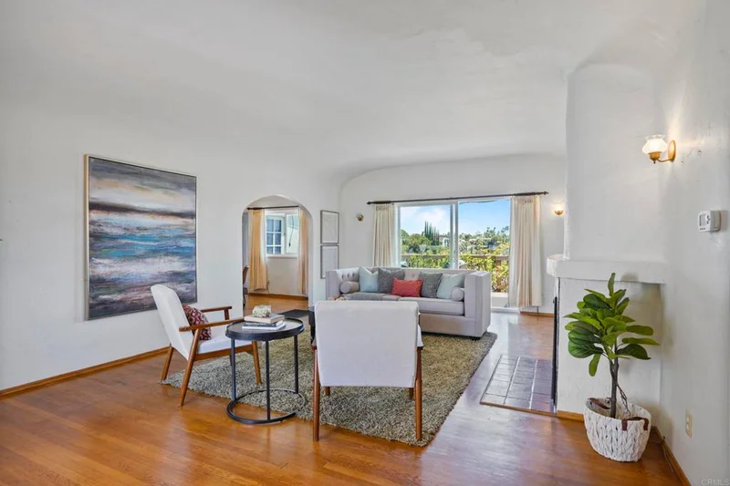 4264 Biona Place, San Diego, CA 92116