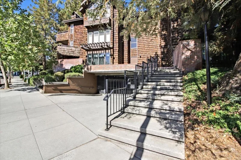 55 Church #1104, Los Gatos, CA 95030