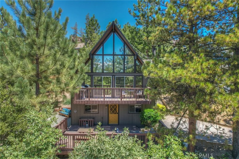 27318 Matterhorn, Lake Arrowhead, CA 92352