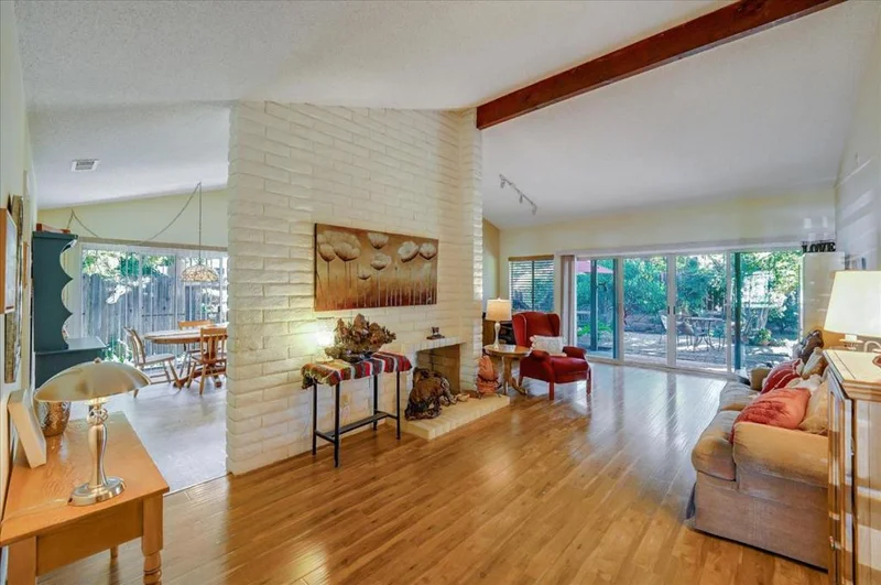 7770 Laurel, Gilroy, CA 95020