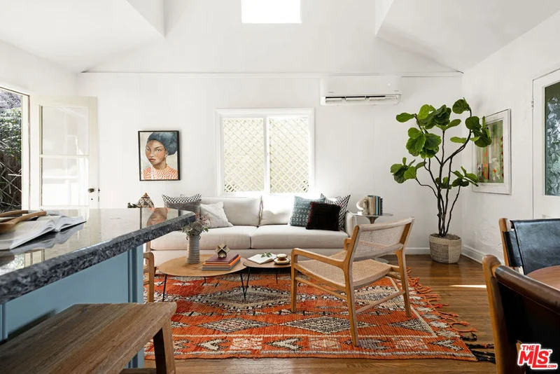 6320 Tipton, Los Angeles, CA 90042