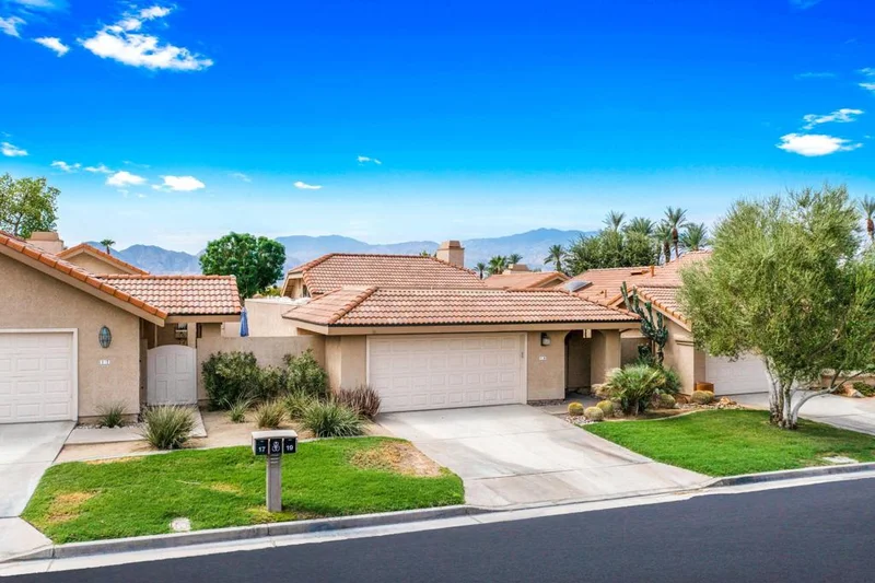 19 La Jolla, Palm Desert, CA 92260