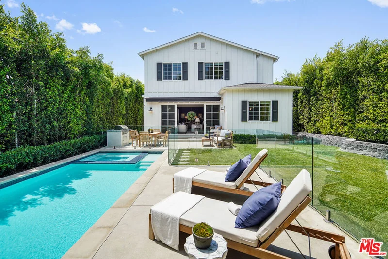620 N Stanley Avenue, Los Angeles, CA 90036