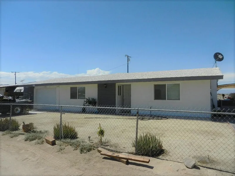 1028 Marina, Thermal, CA 92274