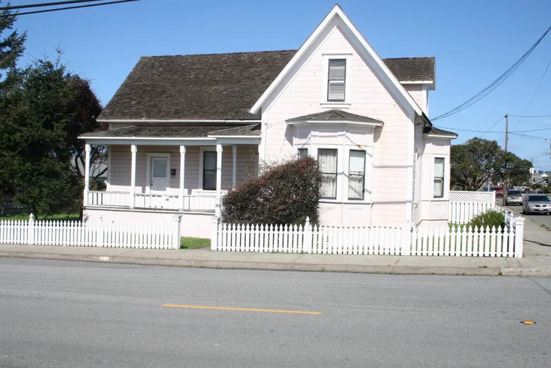545 E Alder Street, Fort Bragg, CA 95437