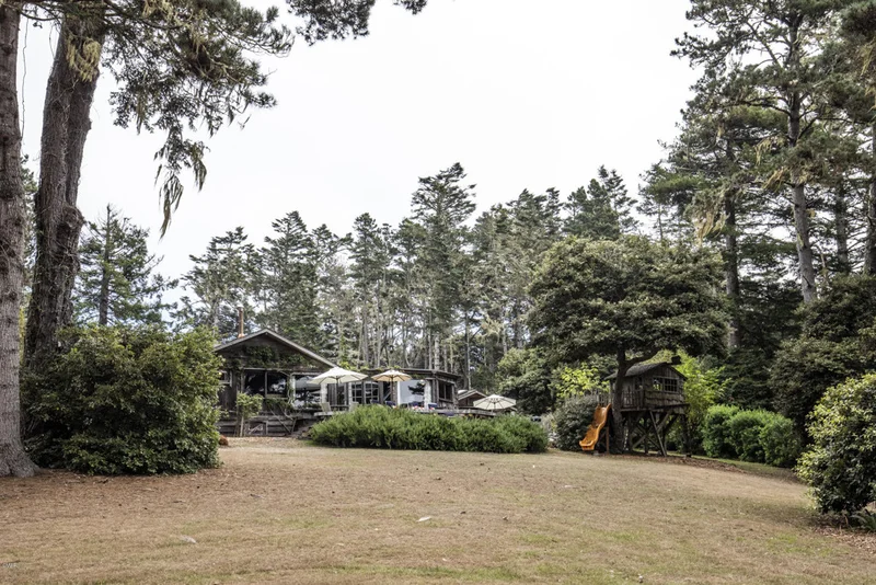 45301 Indian Shoals, Mendocino, CA 95460