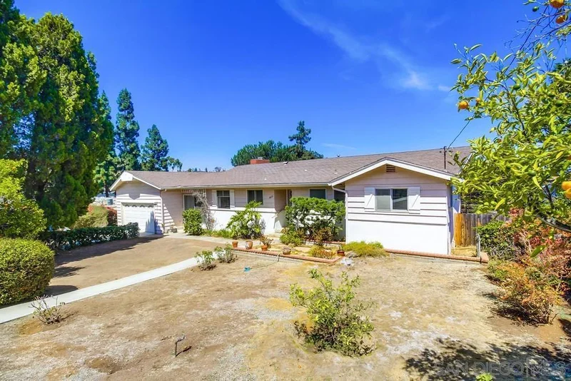 4209 Black Mountain Rd, La Mesa, CA 91941