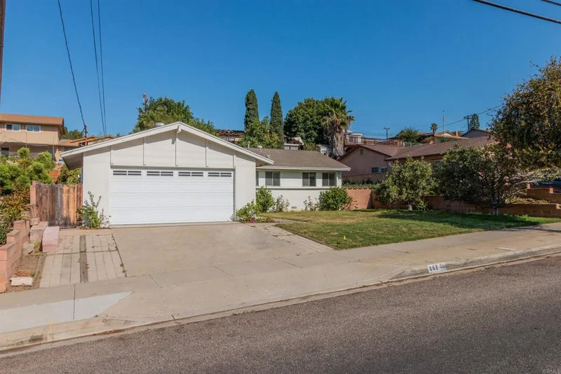 862 Halecrest, Chula Vista, CA 91910